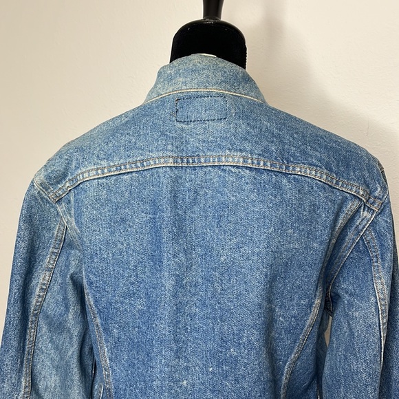 Levi’s size 40L jean jacket. - Picture 10 of 16